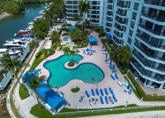 Property at 3530 Mystic Pointe Dr #2207, Aventura, FL 33180, 2 beds, 2 baths