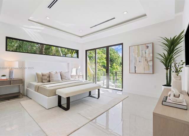 Property at 1233 SW 13 Ave, Miami, FL 33135, 3 beds, 3.5 baths
