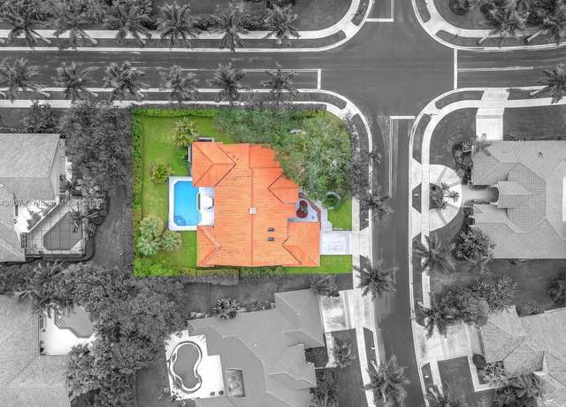 Property at 505 Sabal Way, Weston, FL 33326, 5 beds, 3.5 baths