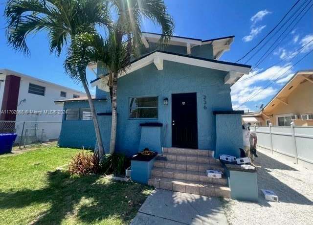 Property at 236 SW 10 Ave, Miami, FL 33130, 8 beds, 4 baths