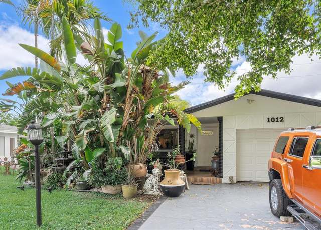 Property at 1012 NE 8th St, Hallandale Beach, FL 33009, 3 beds, 2.5 baths