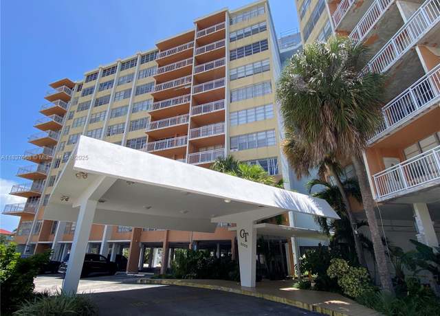 Property at 2025 NE 164th St #807, North Miami Beach, FL 33162, 1 bed, 1.5 baths