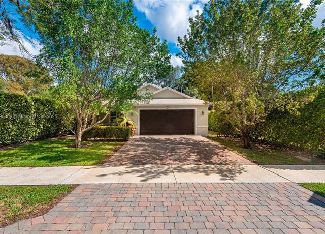 Property at 4815 Jefferson Rd, Delray Beach, FL 33445, 3 beds, 2 baths
