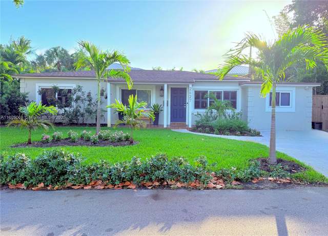 Property at 2627 NE 10th Ave, Wilton Manors, FL 33334, 4 beds, 3.5 baths