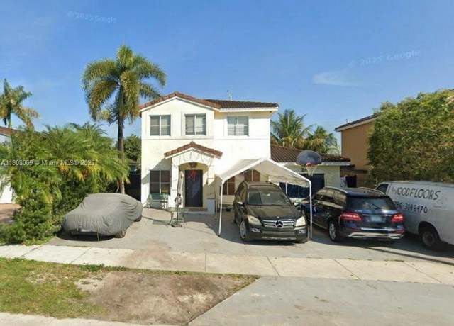 Property at 17401 SW 137th Ct, Miami, FL 33177, 3 beds, 2.5 baths