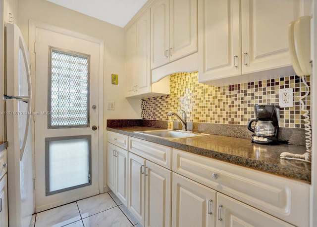 Property at 17000 NE 14th Ave #206, North Miami Beach, FL 33162, 1 bed, 1 bath