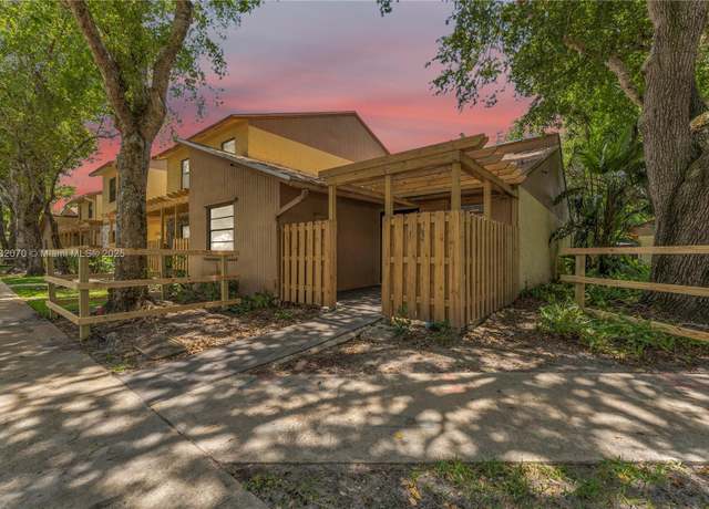 Property at 1182 N University Dr, Plantation, FL 33322, 3 beds, 2 baths