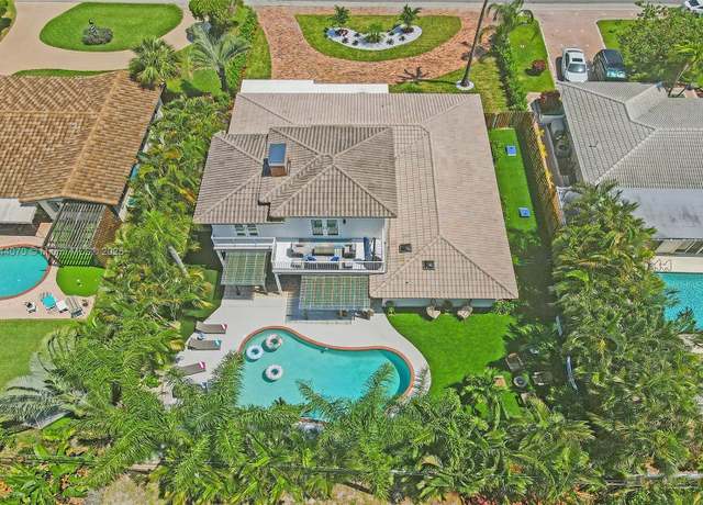 Property at 2640 NE 23rd Ct, Pompano Beach, FL 33062, 7 beds, 4 baths