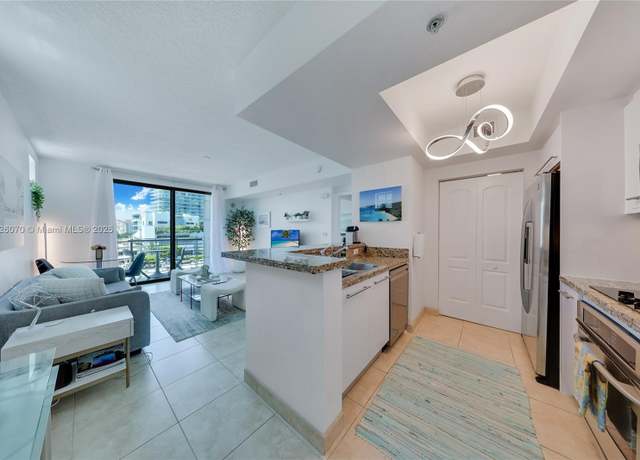 Property at 110 Washington Ave #1611, Miami Beach, FL 33139, 1 bed, 1 bath