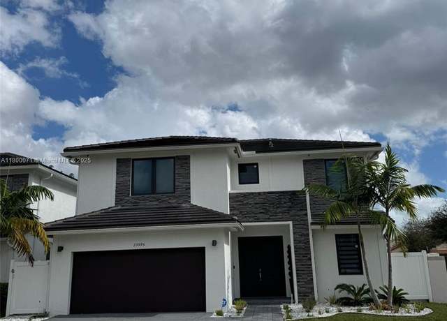 Property at 23595 SW 108th Ct, Homestead, FL 33032, 4 beds, 3.5 baths