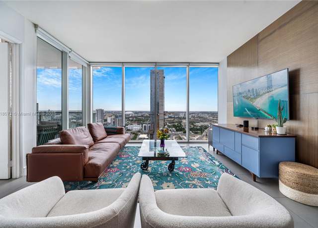 Property at 1040 Biscayne Blvd #3607, Miami, FL 33132, 2 beds, 2.5 baths
