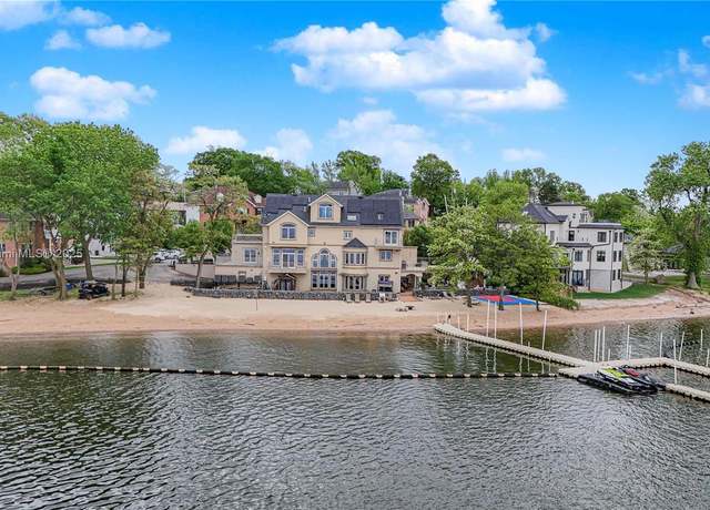 Property at 30 Aviva Ct, ,, NY 10307, 4 beds, 5 baths