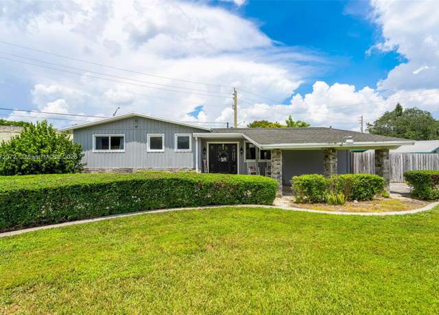Property at 9091 SW 49th St, Cooper City, FL 33328, 3 beds, 2 baths