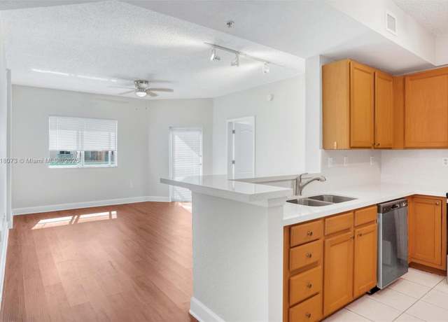 Property at 6001 SW 70th St #640, South Miami, FL 33143, 2 beds, 2 baths