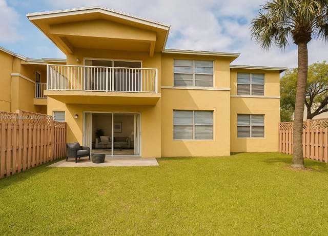 Property at 4660 NW 79th Ave Unit 1C, Doral, FL 33166, 2 beds, 2 baths