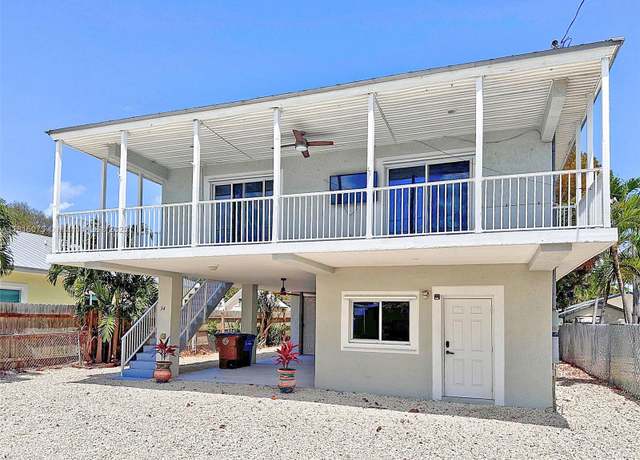 Property at 34 Judy Pl, Key Largo, FL 33037, 4 beds, 3 baths