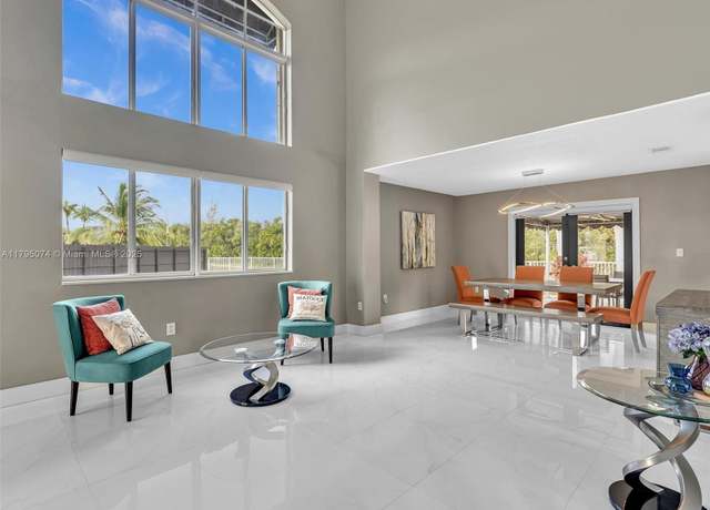 Property at 15066 SW 38th Ter, Miami, FL 33185, 4 beds, 3.5 baths