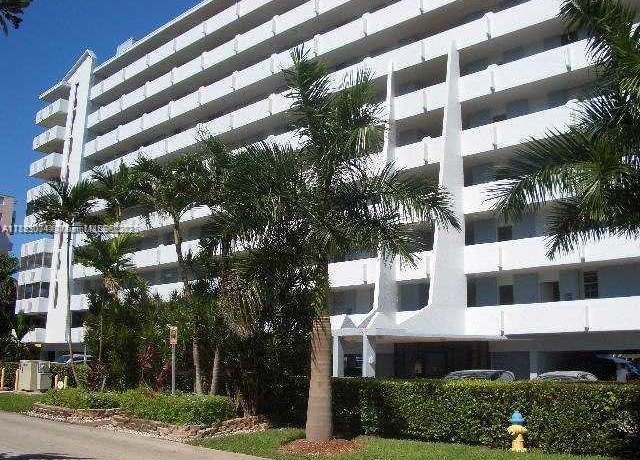 Property at 3703 NE 166th St #905, North Miami Beach, FL 33160, 1 bed, 1 bath