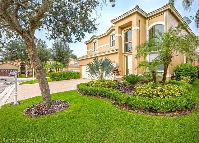 Property at 5289 NW 112th Way, Coral Springs, FL 33076, 5 beds, 3.5 baths