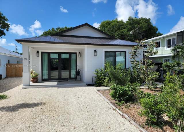 Property at 35 Bass Ave, Key Largo, FL 33037, 3 beds, 2 baths