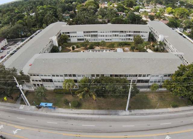 Property at 15610 NE 6th Ave Unit 22B, Miami, FL 33162, 1 bed, 1 bath