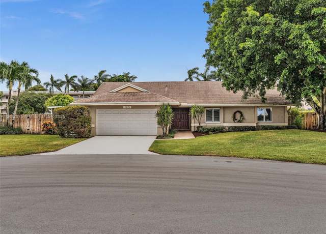 Property at 3920 NW 20th St, Coconut Creek, FL 33066, 4 beds, 2 baths