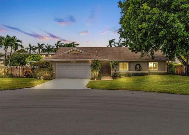 Property at 3920 NW 20th St, Coconut Creek, FL 33066, 4 beds, 2 baths