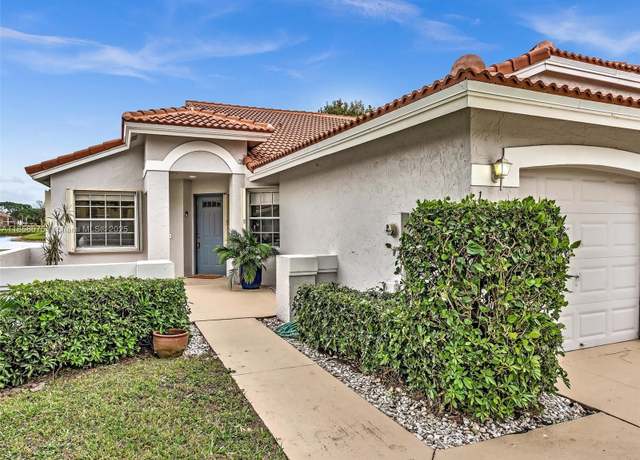 Property at 15212 W Tranquility Lake Dr, Delray Beach, FL 33446, 2 beds, 2 baths