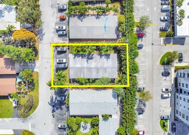 Property at 2125 NE 14th Ave, Wilton Manors, FL 33305, 10 beds, 10 baths