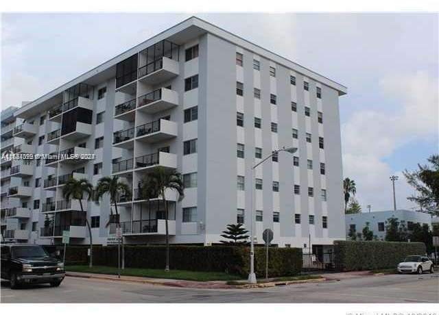 Property at 1000 Michigan Ave #507, Miami Beach, FL 33139, 1 bed, 1.5 baths