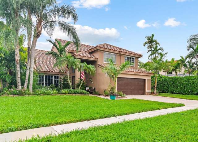 Property at 19313 NW 11th St, Pembroke Pines, FL 33029, 4 beds, 3 baths