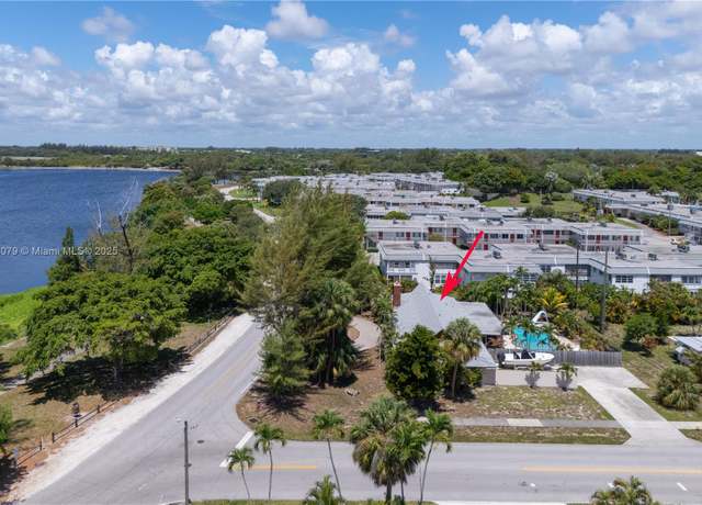 Property at 3410 Lake Osborne Dr, Lake Worth, FL 33461, 4 beds, 2 baths