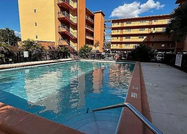 Property at 1800 W 54th St #105, Hialeah, FL 33012, 2 beds, 2 baths