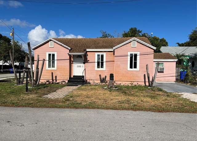 Property at 1023 N 25th Ave, Hollywood, FL 33020, 3 beds, 2 baths
