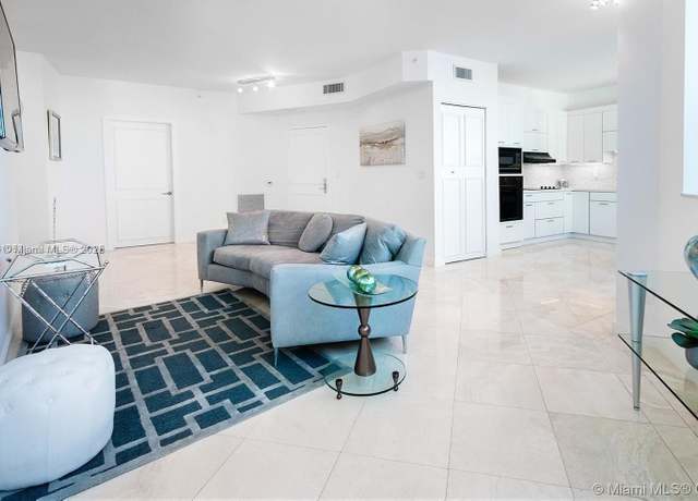 Property at 300 S Pointe Dr #909, Miami Beach, FL 33139, 1 bed, 1.5 baths