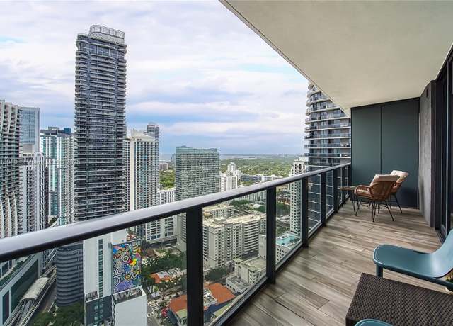 Property at 801 S Miami Ave #3704, Miami, FL 33130, 3 beds, 3 baths