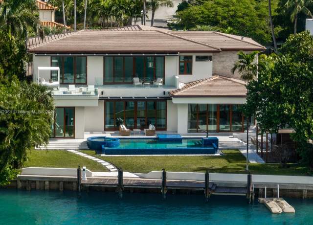 Property at 100 Bal Bay Dr, Bal Harbour, FL 33154, 6 beds, 7.5 baths