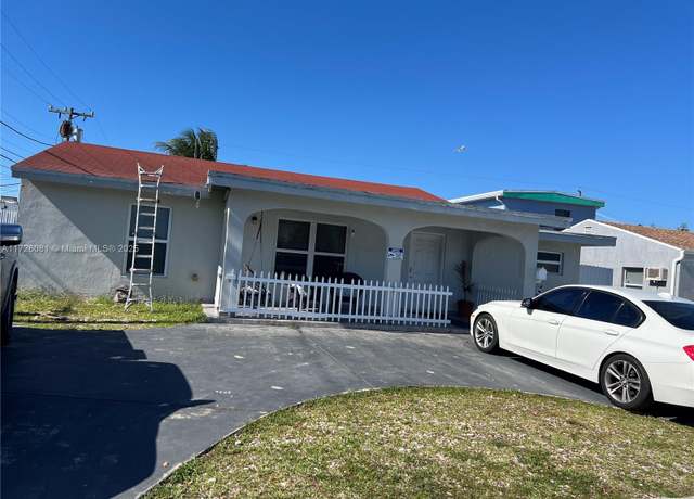 Property at 720 NW 30th Ave, Miami, FL 33125, 8 beds, 8 baths