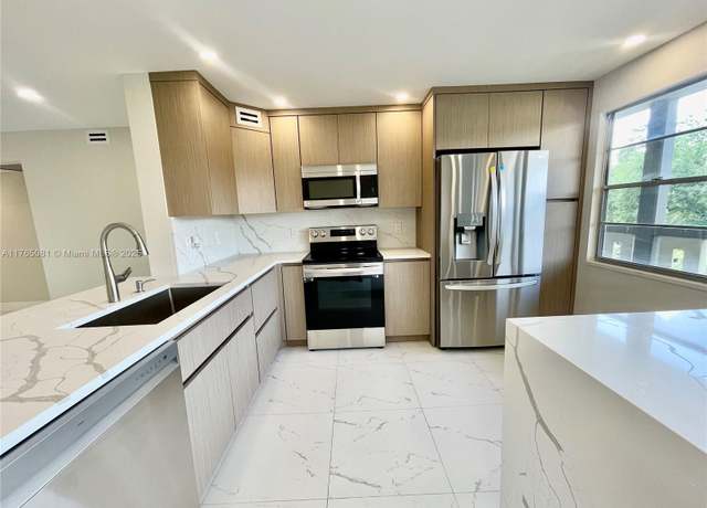 Property at 3005 Portofino Isle Unit F3, Coconut Creek, FL 33066, 2 beds, 2 baths