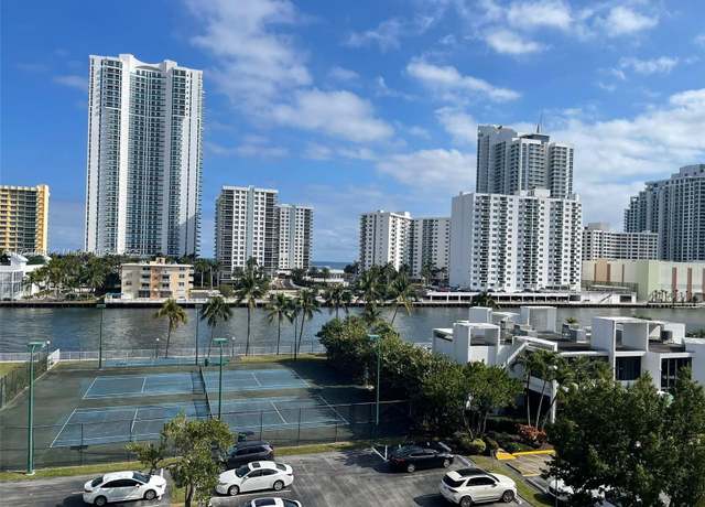 Property at 1000 Parkview Dr #626, Hallandale Beach, FL 33009, 1 bed, 1.5 baths