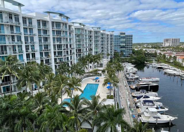 Property at 3029 NE 188th St #802, Aventura, FL 33180, 1 bed, 2 baths