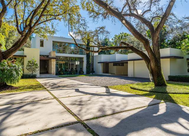 Property at 5490 Hammock Dr, Coral Gables, FL 33156, 8 beds, 8 baths