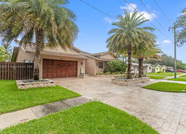 Property at 5160 SW 89th Ter, Cooper City, FL 33328, 5 beds, 3.5 baths