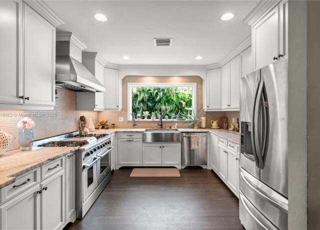 Property at 4240 SW 9th St, Plantation, FL 33317, 3 beds, 2 baths
