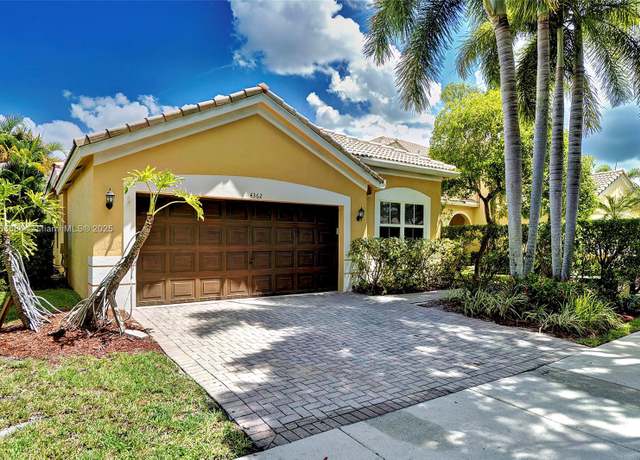 Property at 4362 Foxtail Ln, Weston, FL 33331, 3 beds, 2 baths