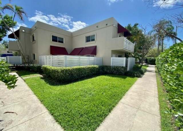 Property at 567 NW 98th Ave #567, Plantation, FL 33324, 3 beds, 2.5 baths