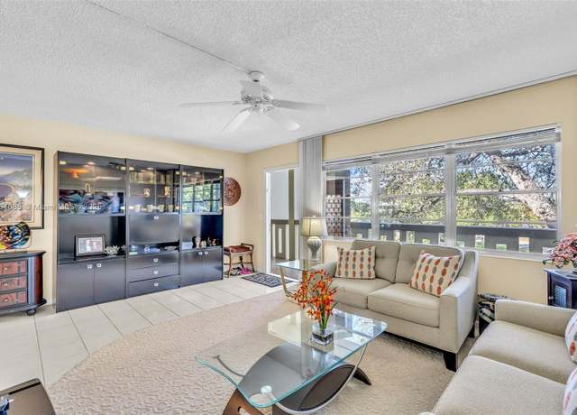 Property at 3029 Berkshire B #3029, Deerfield Beach, FL 33442, 1 bed, 1.5 baths
