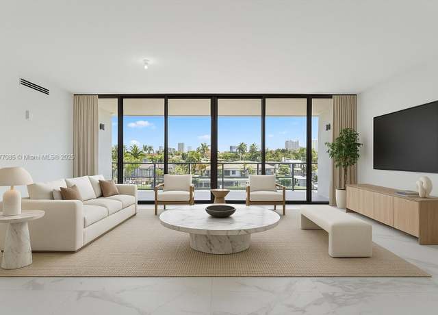 Property at 160 Isle Of Venice Dr Ph 2, Fort Lauderdale, FL 33301, 3 beds, 3.5 baths
