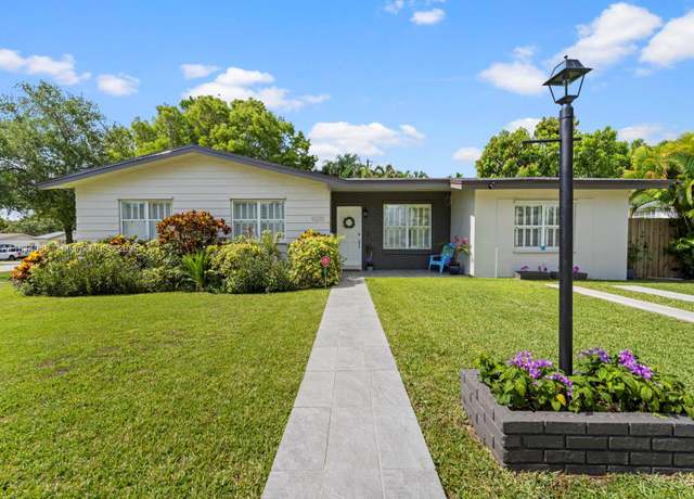 Property at 9200 SW 178th Ter, Palmetto Bay, FL 33157, 3 beds, 2 baths