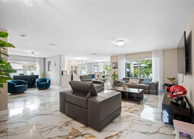 Property at 4180 NW 103rd Dr, Coral Springs, FL 33065, 4 beds, 2 baths